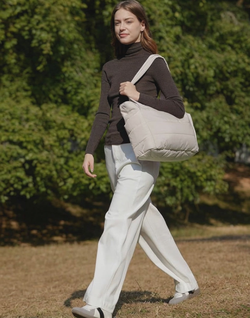 Lightweight Puffy Bag